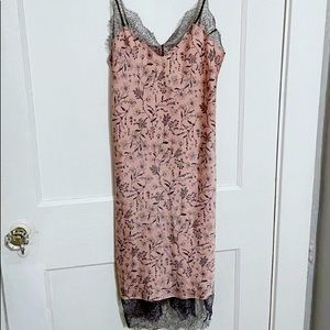 VICTORIA'S SECRET Pink Floral NIGHTGOWN Black Lace Size X-SMALL XS
